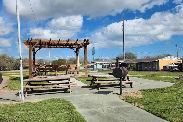 Photo 1 - Gulfway Motel By OYO Near Airport I 37