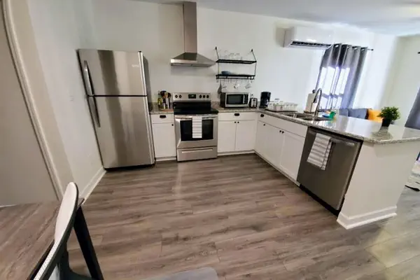 Photo 1 - Lakewood Lyon Park Renovated Cottage Near Duke 26B