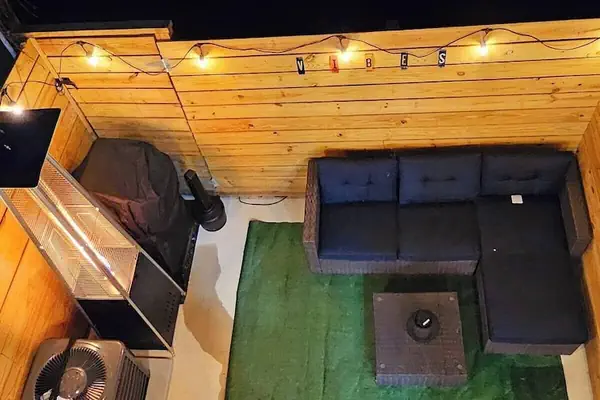 Photo 1 - Cozy Home near City Center with Hot tub