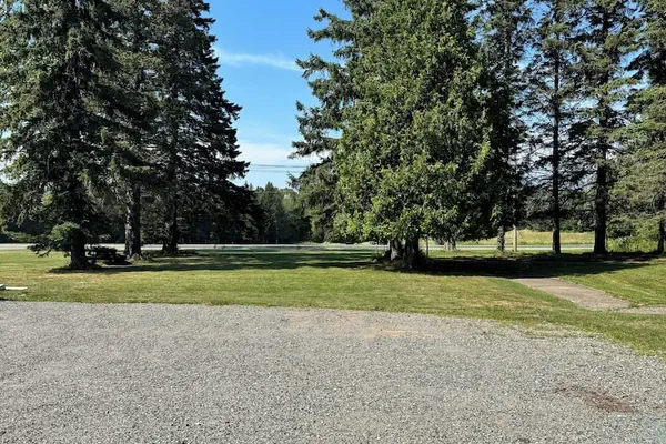 Photo 1 - Cascade Inn