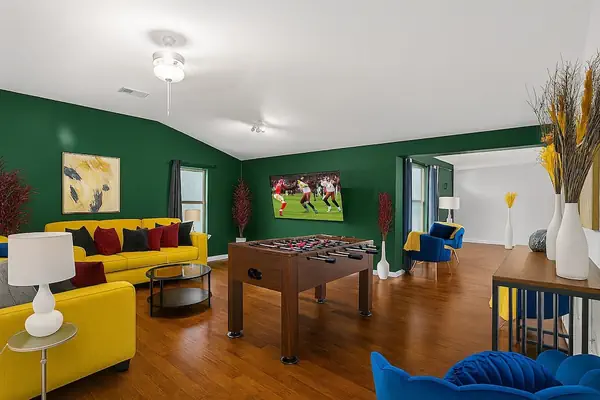 Photo 1 - Built for Crews 1-story XL Yard Ample Parking