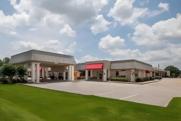 Photo 1 - Iberia House & Suites