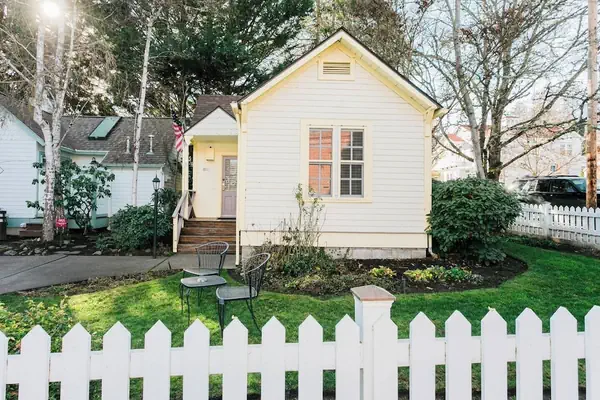 Photo 1 - Cottage Nine in Jacksonville