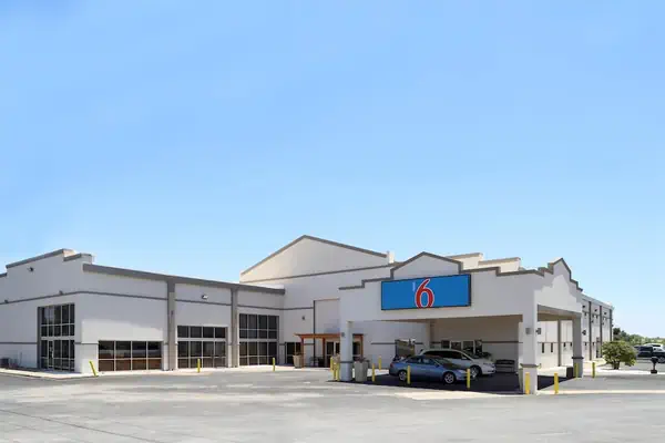 Photo 1 - Motel 6 Snyder, TX