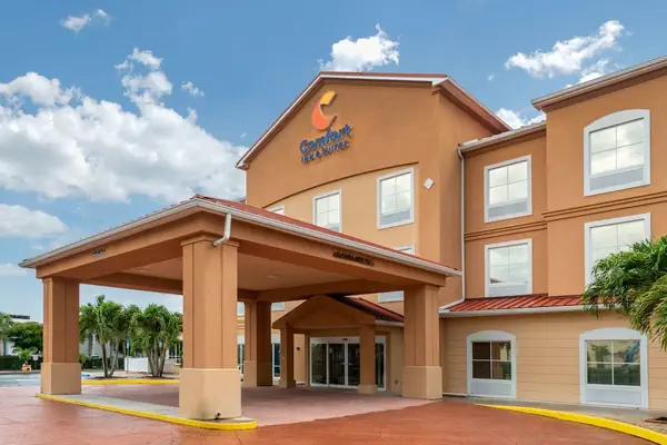 Photo 1 - Comfort Inn & Suites Fort Myers Airport