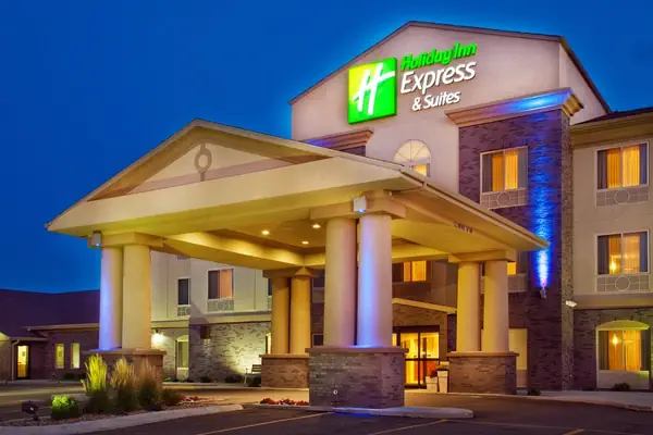 Photo 1 - Holiday Inn Express & Suites Sheldon by IHG