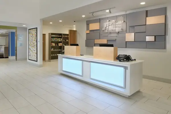 Photo 1 - Holiday Inn Express Hotel & Suites Magnolia-Lake Columbia by IHG