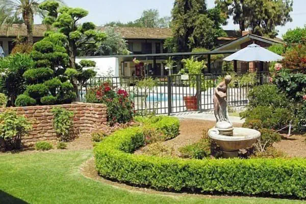 Photo 1 - Lamp Liter Inn Visalia, an Ascend Collection Hotel