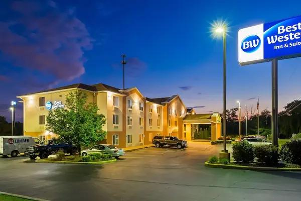 Photo 1 - Best Western Penn-Ohio Inn & Suites