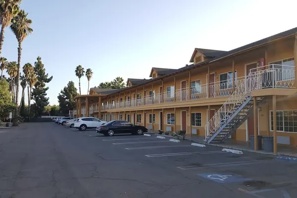 Photo 1 - Quality Inn Escondido San Diego North County