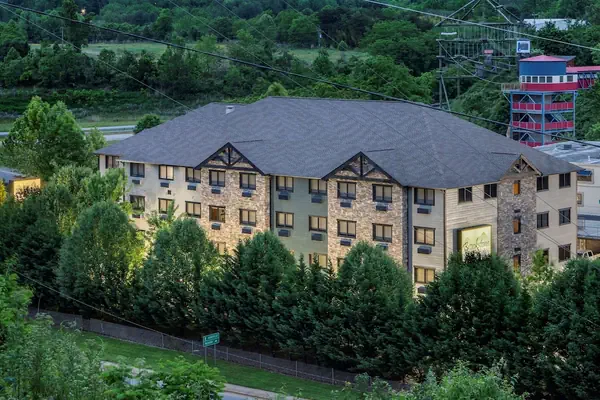 Photo 1 - Brookstone Lodge near Biltmore Village, an Ascend Collection Hotel