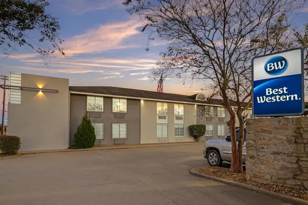 Photo 1 - Best Western Natchitoches Inn