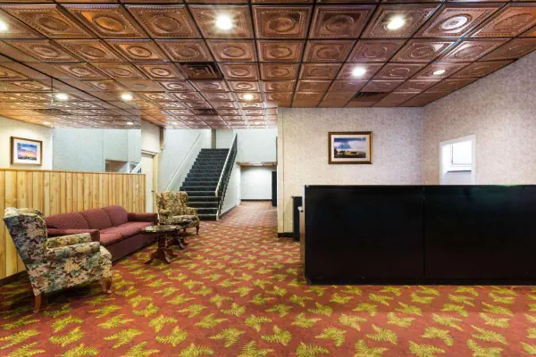 Photo 1 - Super 8 by Wyndham Fallon