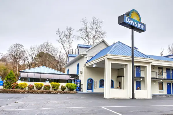 Photo 1 - Days Inn by Wyndham Harriman