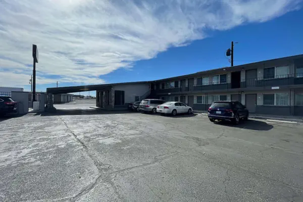 Photo 1 - Motel 6 Hermiston OR Umatilla