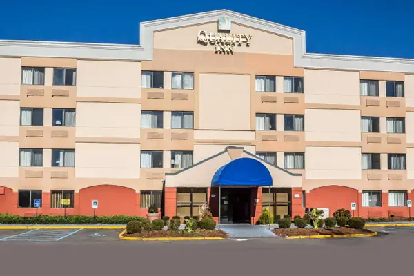 Photo 1 - Quality Inn Spring Valley - Nanuet