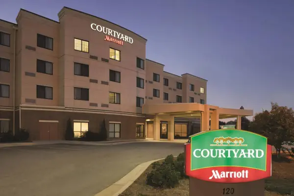 Photo 1 - Courtyard by Marriott Salisbury