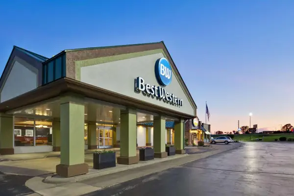 Photo 1 - Best Western Tomah Hotel
