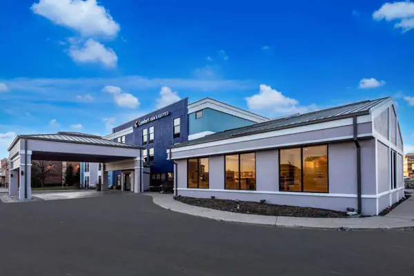 Photo 1 - Comfort Inn & Suites Fishers - Indianapolis