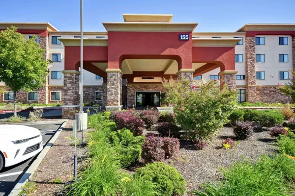 Photo 1 - Hampton Inn & Suites Folsom