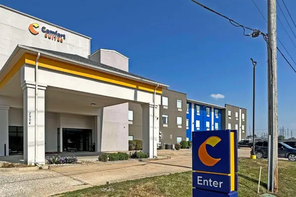 Photo 1 - Comfort Suites Jackson-Cape Girardeau