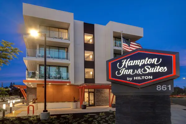 Photo 1 - Hampton Inn & Suites Sunnyvale-Silicon Valley, Ca