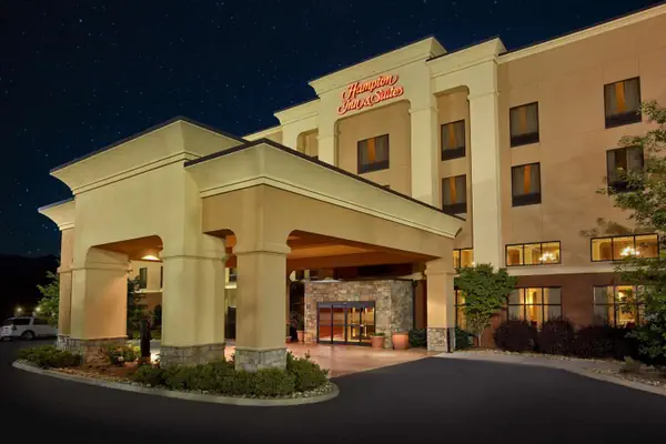 Photo 1 - Hampton Inn & Suites Sevierville at Stadium Drive