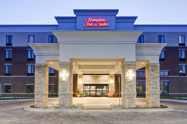 Photo 1 - Hampton Inn & Suites Detroit/Troy