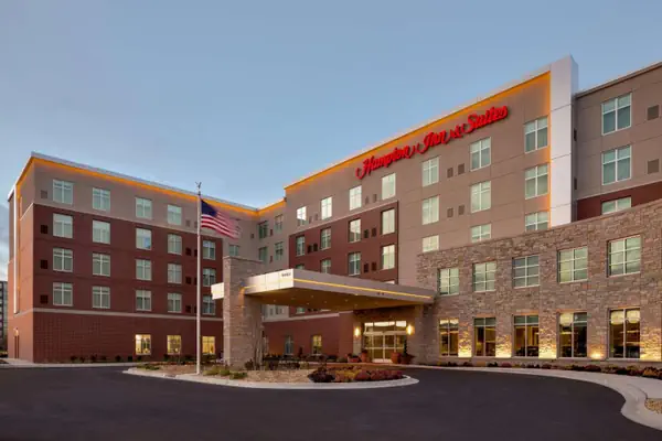 Photo 1 - Hampton Inn & Suites Rosemont Chicago O'Hare
