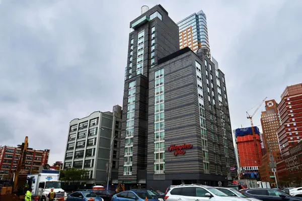 Photo 1 - Hampton Inn Brooklyn Downtown