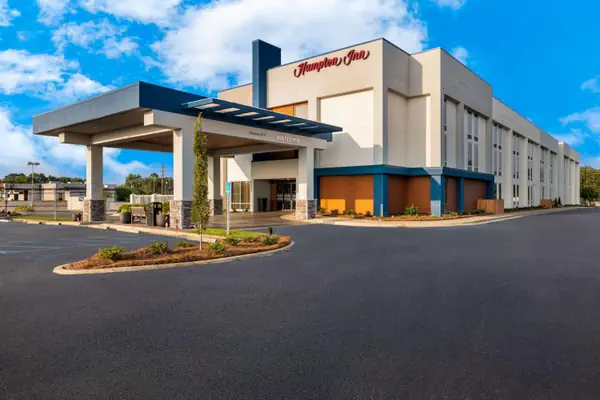 Photo 1 - Hampton Inn Gadsden