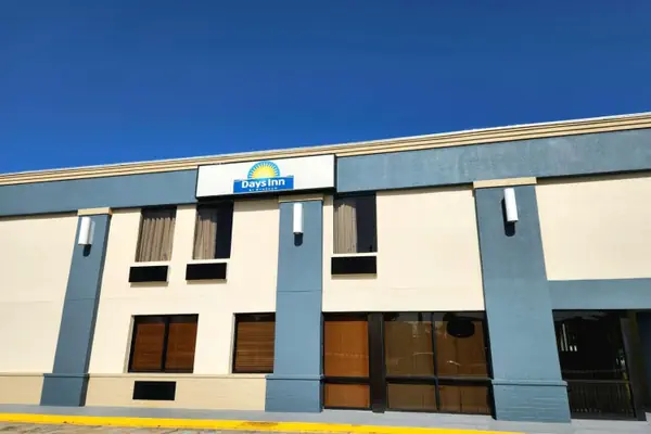 Photo 1 - Days Inn by Wyndham Slidell