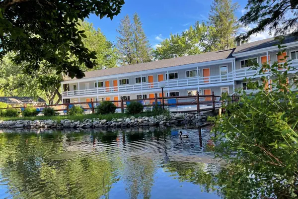 Photo 1 - Woodwards White Mountain Resort BW Signature Collection