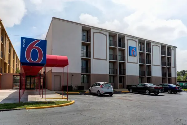 Photo 1 - Motel 6 Jackson, TN