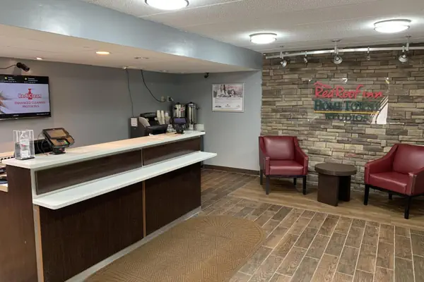 Photo 1 - Red Roof Inn Mystic New London