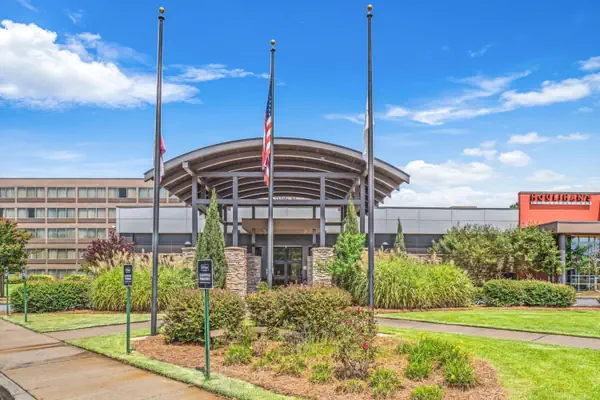 Photo 1 - DoubleTree by Hilton Columbus