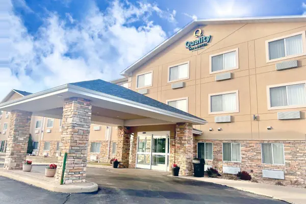 Photo 1 - Quality Inn & Suites Wisconsin Dells Downtown - Waterparks Area