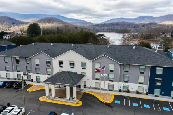 Photo 1 - Holiday Inn Express Hotel & Suites Hiawassee, an IHG Hotel