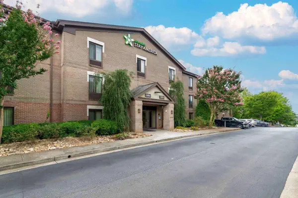 Photo 1 - Extended Stay America Select Suites - Atlanta - Alpharetta - Northpoint - East