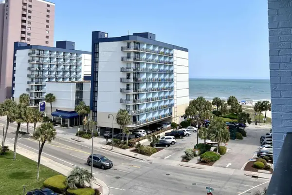 Photo 1 - Dayton House Resort - BW Signature Collection