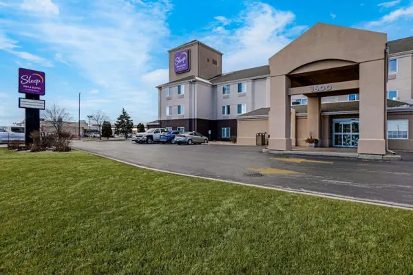 Photo 1 - Sleep Inn & Suites Green Bay South