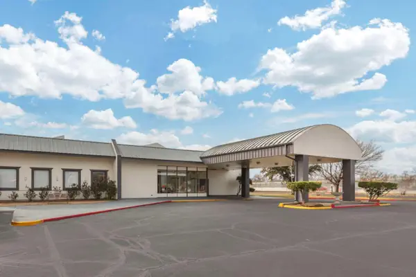 Photo 1 - Quality Inn Gainesville