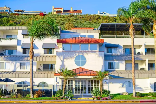 Photo 1 - Hilton Vacation Club Riviera Beach & Shores