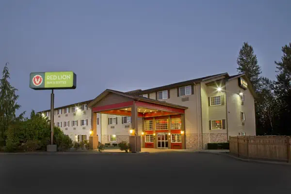 Photo 1 - Red Lion Inn & Suites Kent - Seattle Area