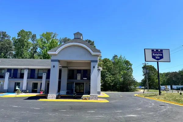 Photo 1 - Knights Inn Ruther Glen