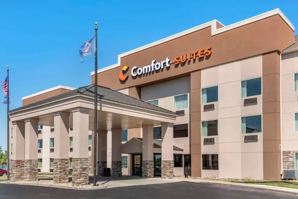Photo 1 - Comfort Suites Fort Wayne - Southwest