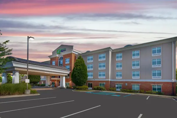 Photo 1 - Holiday Inn Express Hotel & Suites Ooltewah Springs - Chattanooga, an IHG Hotel