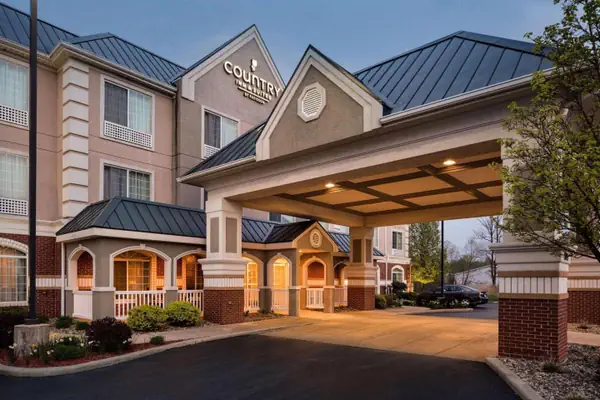 Photo 1 - Country Inn & Suites by Radisson, Michigan City, IN