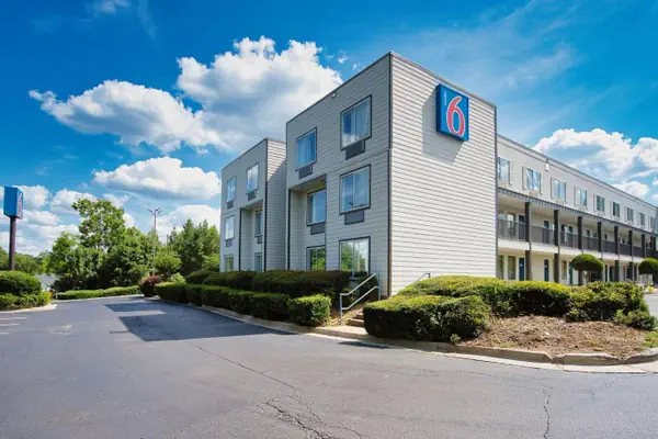 Photo 1 - Motel 6 - Augusta, GA
