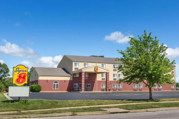 Photo 1 - Super 8 by Wyndham Ottawa